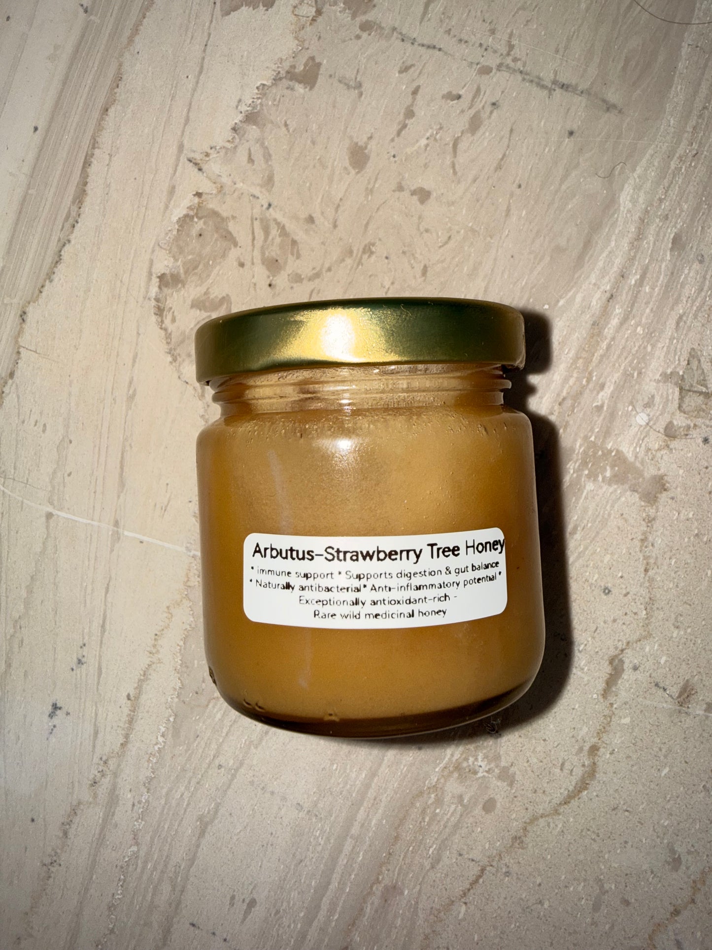 Arbutus-Strawberry Tree Honey Nectaar